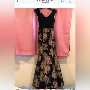 Size 2p brand new with tags black and gold gown